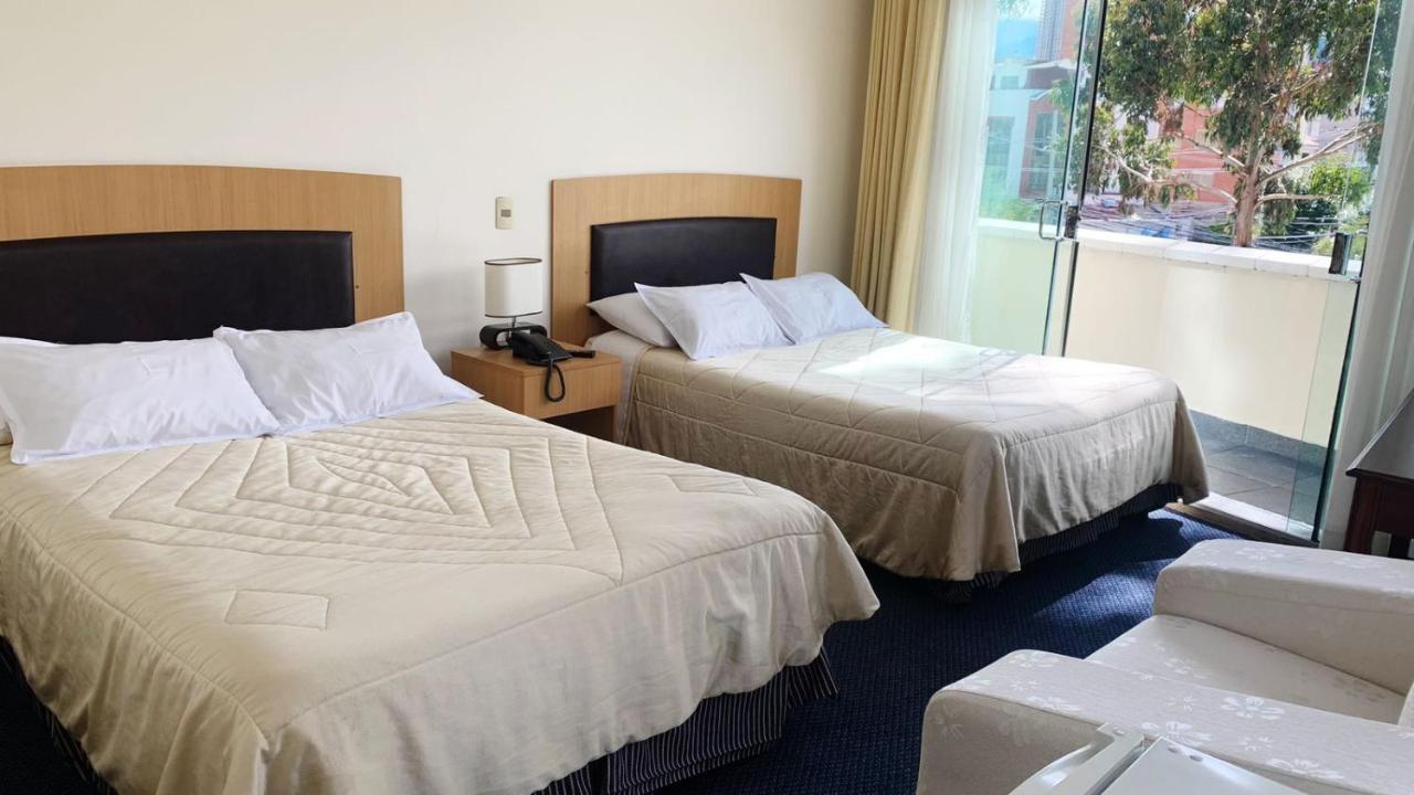 Apartahotel Delfines 4*