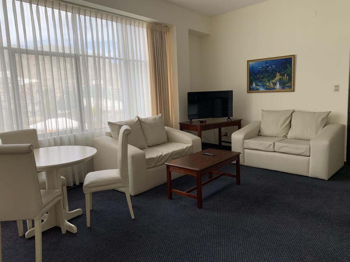 Apartahotel Delfines