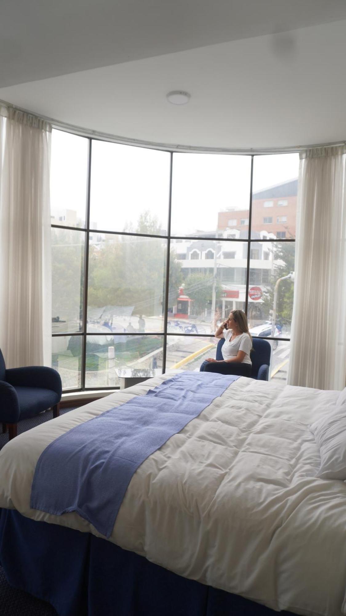 Delfines Apartahotel 4*