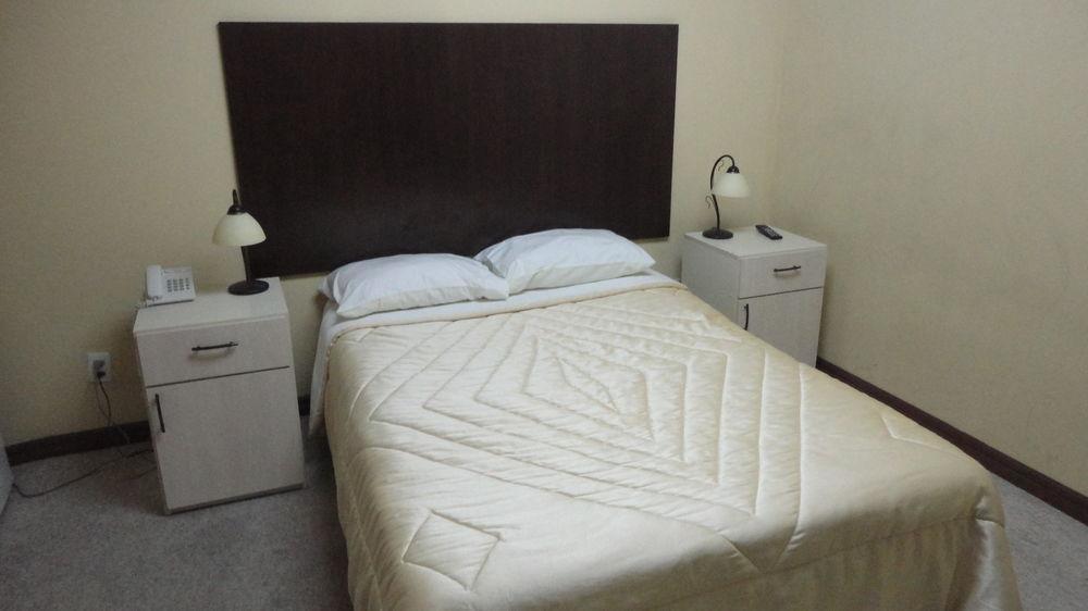 Apartahotel Delfines